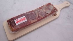 Geschenkbrett mit Rohspeck