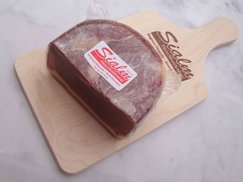 Geschenkbrett mit Rohnussschinken